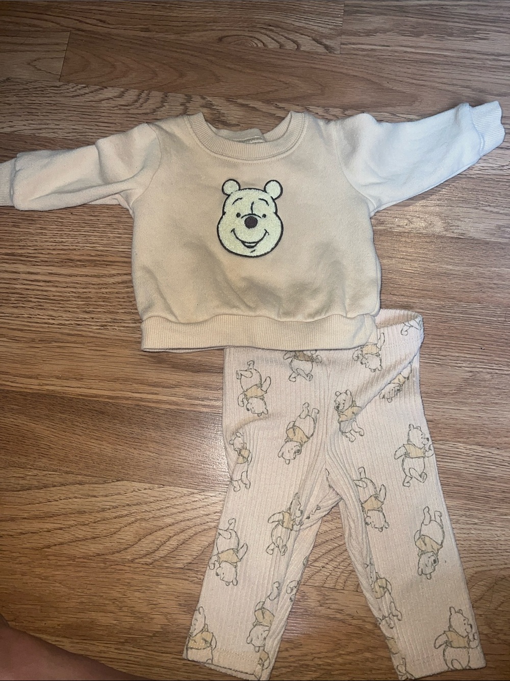 Kids Winnie the Pooh Cream Pajama Set